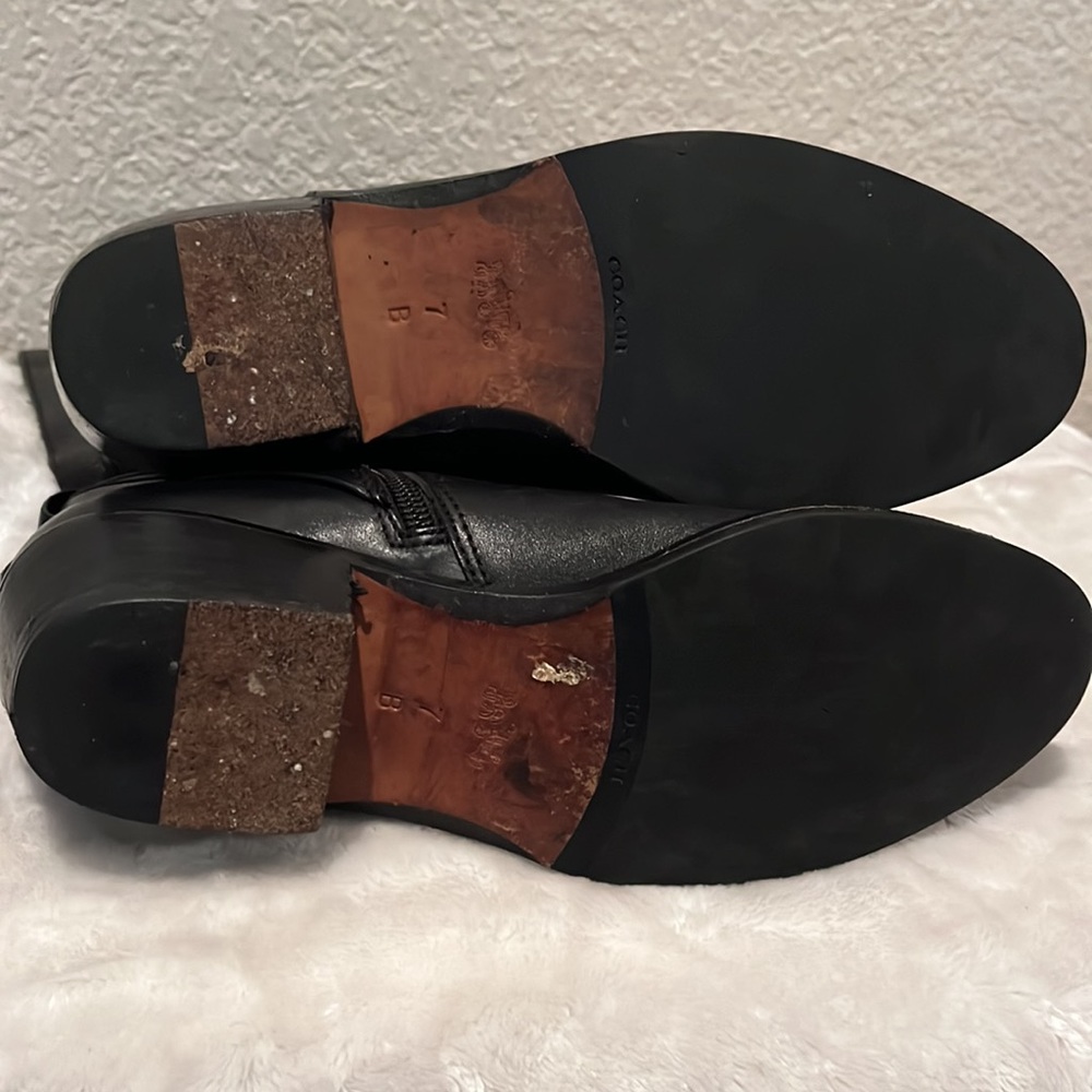 Coach Boots - Picture 4 of 7